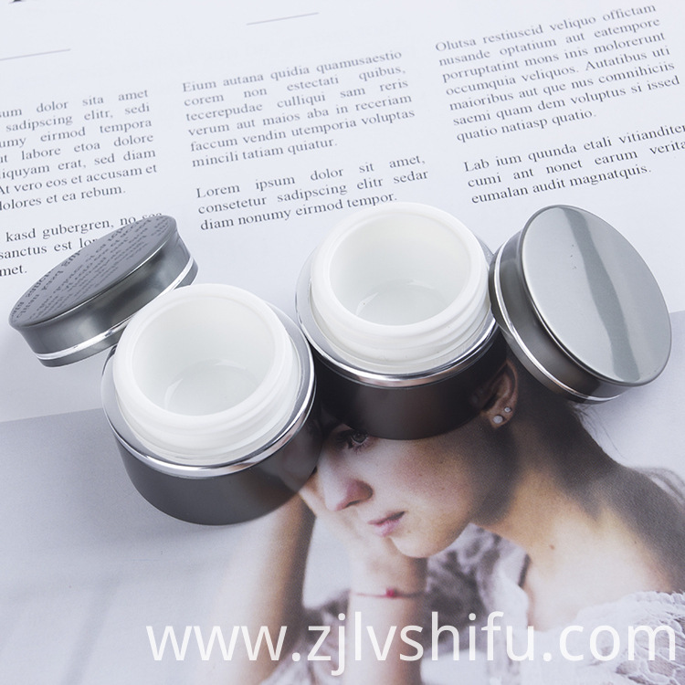 High Quality Black Acrylic Cosmetic Packaging Cream Jar High Quality Black Acrylic Cosmetic Packaging Cream Jar